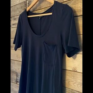 Aritzia Babaton T shirt